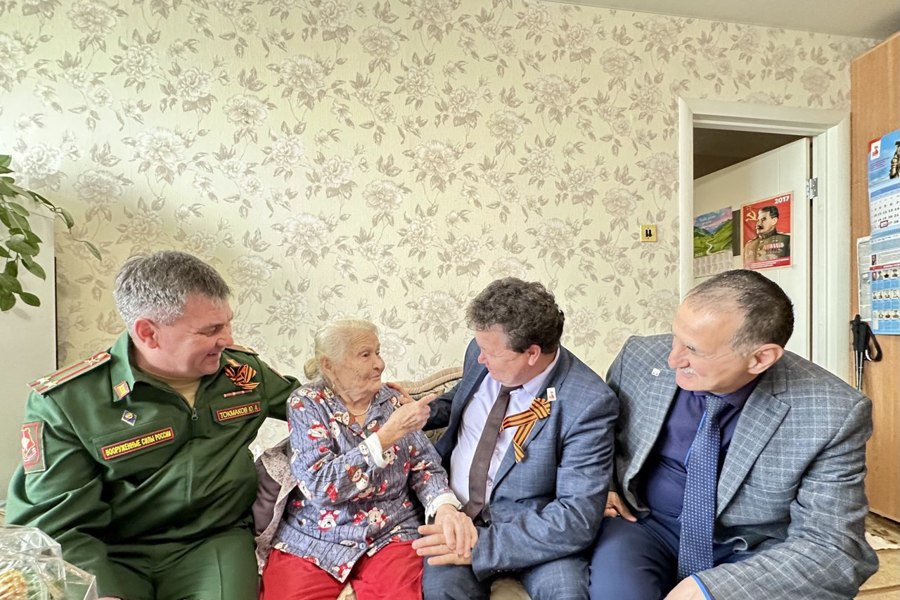 Дом дружбы народов Чувашской Республики активно участвует в акции «В гости к ветерану» при содействии ФАДН России