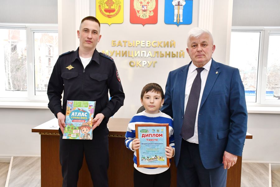 Федоськин Михаил - победитель конкурса рисунков «Безопасные дороги для меня и моих друзей»