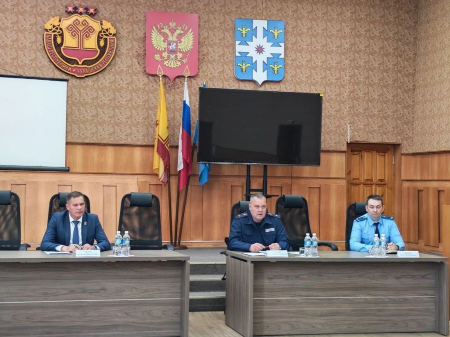 Руководитель следственного управления Следственного комитета Российской Федерации по Чувашской Республике Александр Владимирович Полтинин провёл личный приём граждан в администрации Козловского муниципального округа