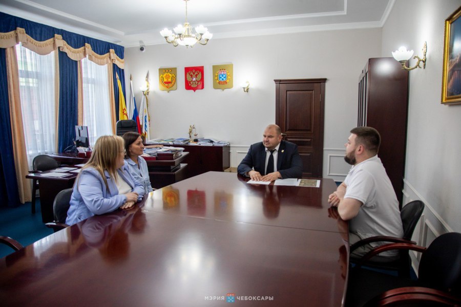 Денис Спирин провёл встречу с представителями Движения Первых