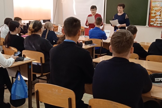 Центральная библиотека провела час православия «Православная книга – путь к духовности»