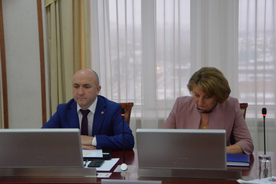 Бюджет Чувашской Республики на следующий трехлетний период обсудили в формате «расширенного правительства»