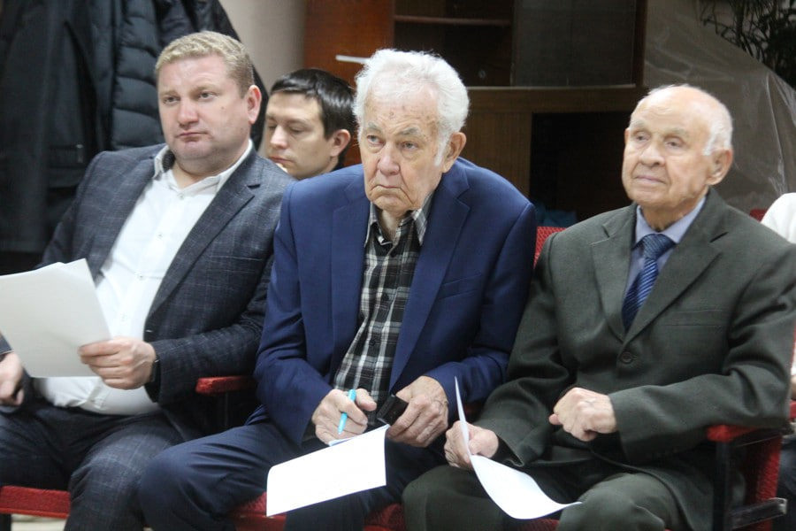 Совет старейшин при Чебоксарском городском Собрании депутатов ознакомился с работой Ботанического сада
