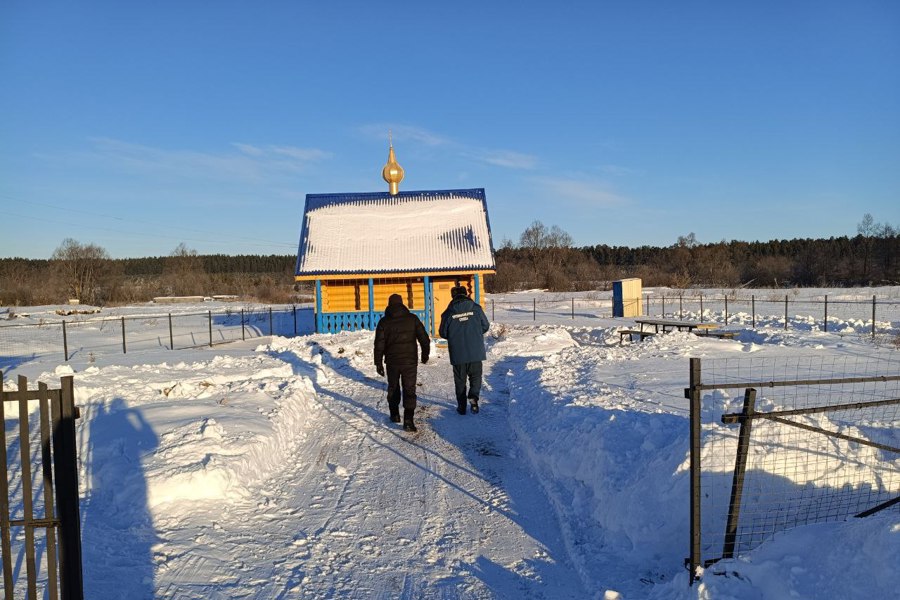 Подготовка к Крещению Господню: инспекция мест для купаний в Шемуршинском округе.