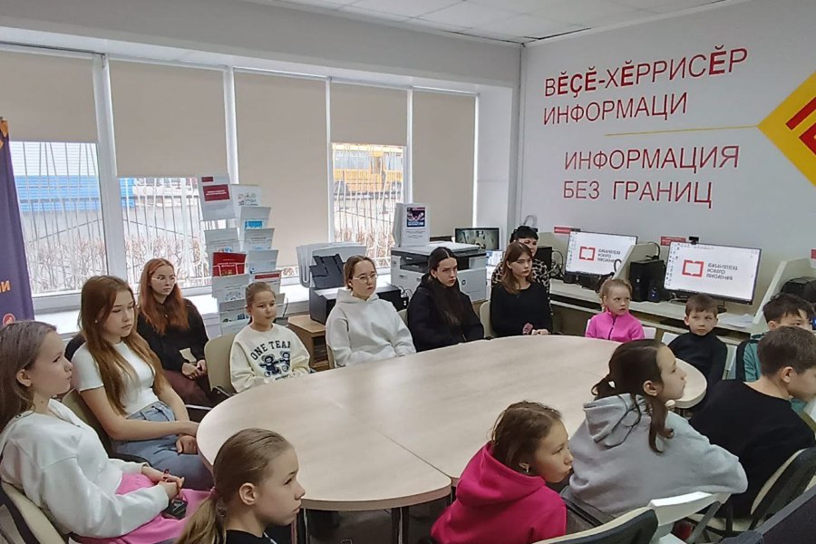 В центральной библиотеке Ибресинского муниципального округа прошел час откровенного разговора