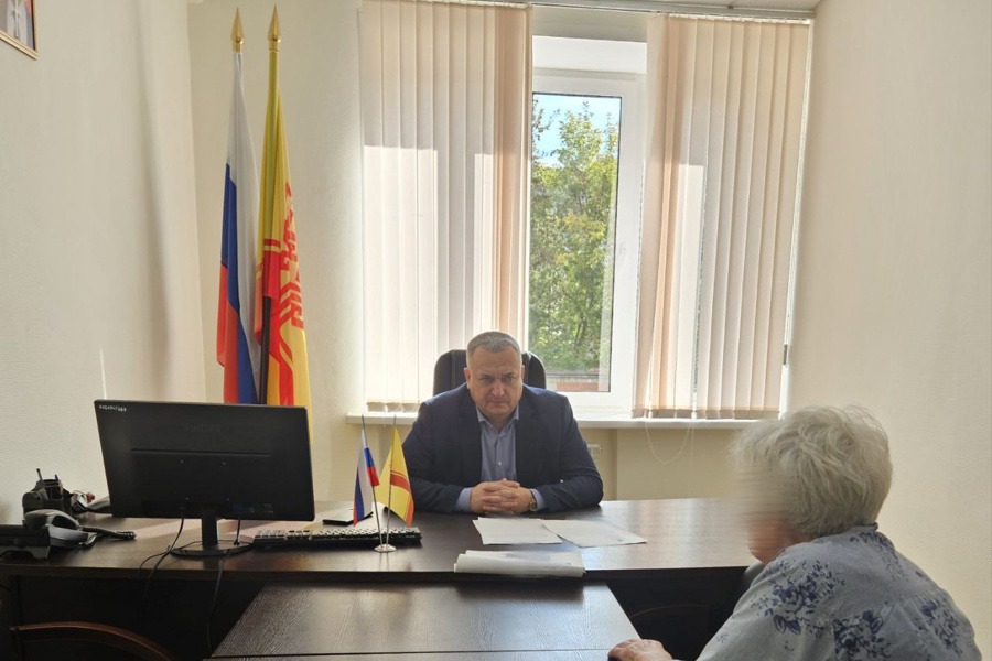 Уполномоченный по правам человека в Чувашской Республике  Сергей Самостюк провел личный прием граждан