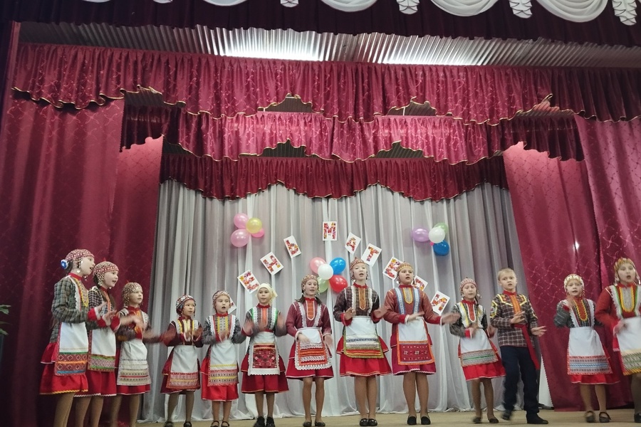 В Климовск ЦСДК прошел праздничный концерт, посвященный Дню Матери