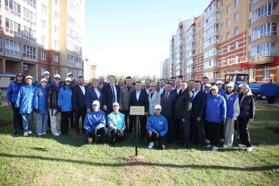 В Чебоксарах появилась Аллея городов Поволжья