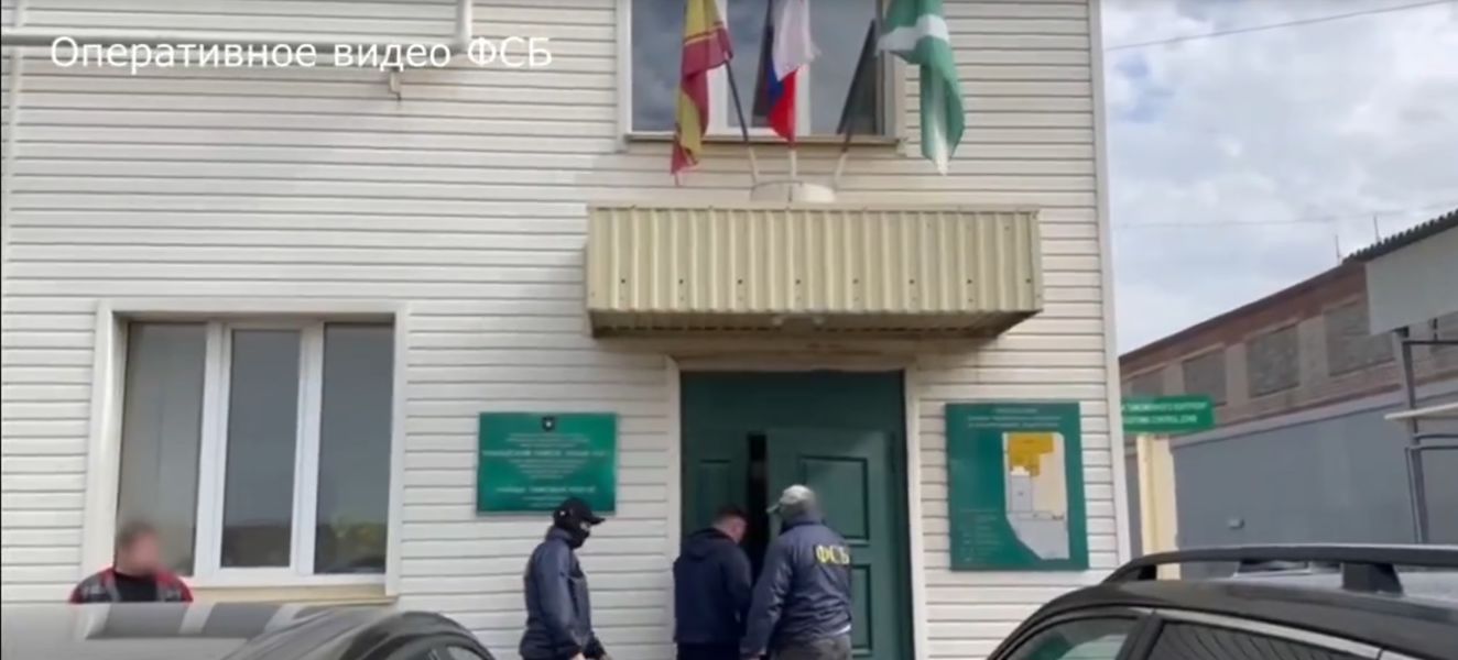 В Чувашии возбуждены уголовные дела по фактам злоупотребления полномочиями и получения взяток