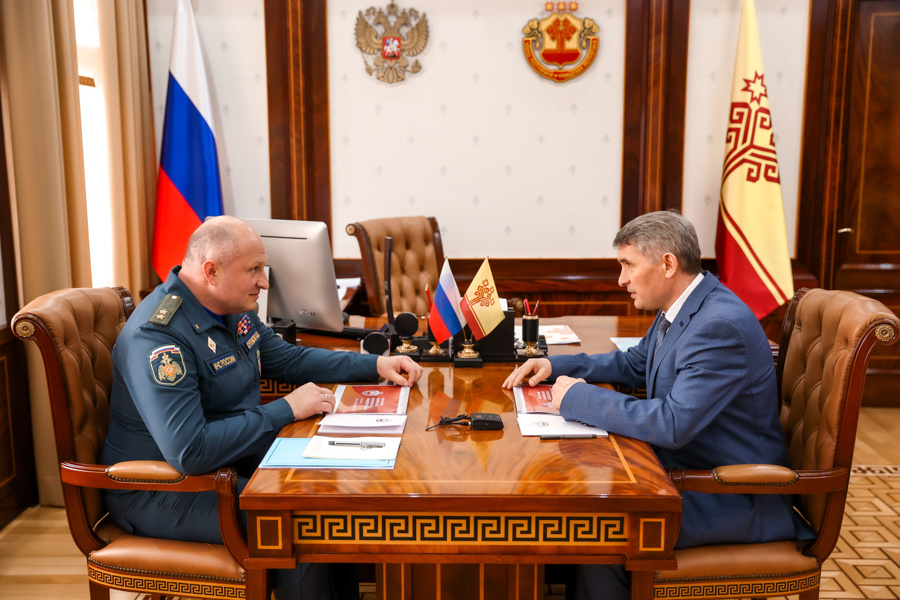 Министр МЧС России Александр Куренков высоко оценил проводимую в Чувашии работу по снижению числа пожаров