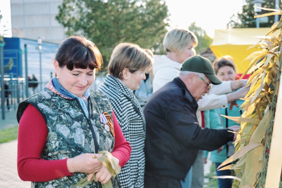 В парке «Старый город» прошло празднование 80-летия Великой Победы. Программа объединила память о героях прошлого и заботу о тех, кто защищает мир сегодня.