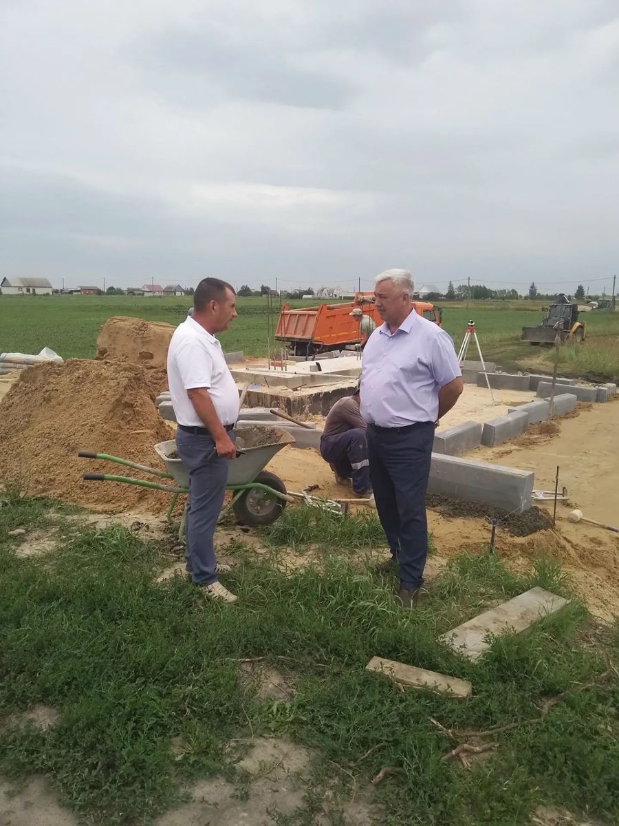 Временно исполняющий полномочия главы Шемуршинского округа Александр Сатеев проинспектировал ключевые объекты Шемуршинского округа