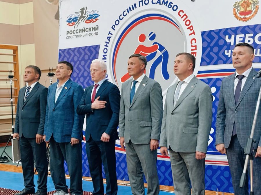 Депутаты Николай Николаев и Юрий Зорин приветствовали участников чемпионата России спорта слепых в дисциплине самбо