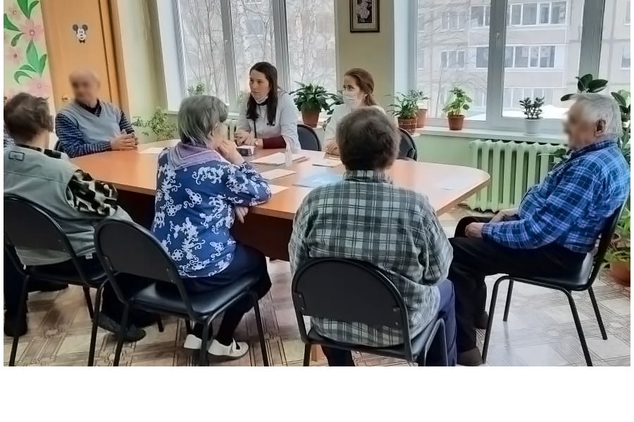 Врач-гериатр ГКБ №1 провела выездной прием в центре социального обслуживания