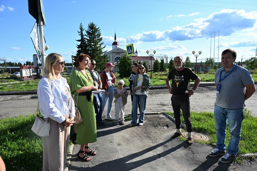 В Вурнарах обсудили ремонт тротуаров и благоустройство кладбища