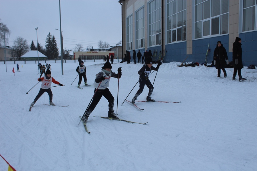 В Урмарском муниципальном округе дан старт лыжному сезону