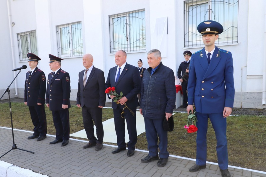 Открытие мемориальной доски в отделе полиции