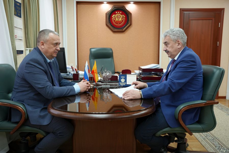 Леонид Черкесов и Сергей Самостюк обсудили системную защиту прав жителей Чувашии