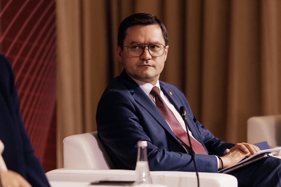 Дмитрий Краснов прокомментировал законодательное закрепление понятия «туристская услуга»