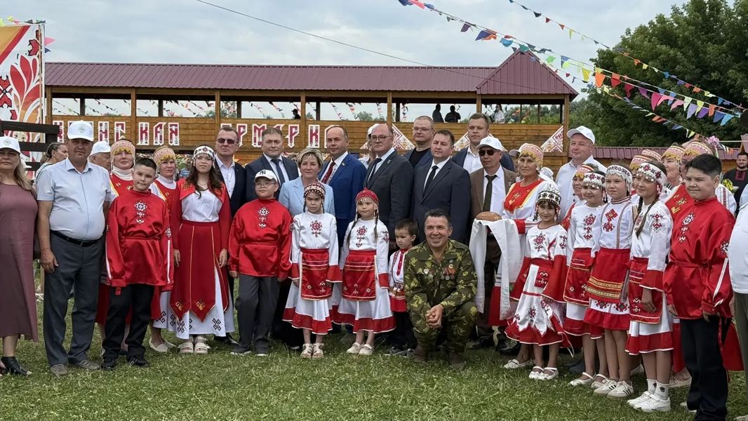 В Цивильске проходит  легендарная Тихвинская ярмарка