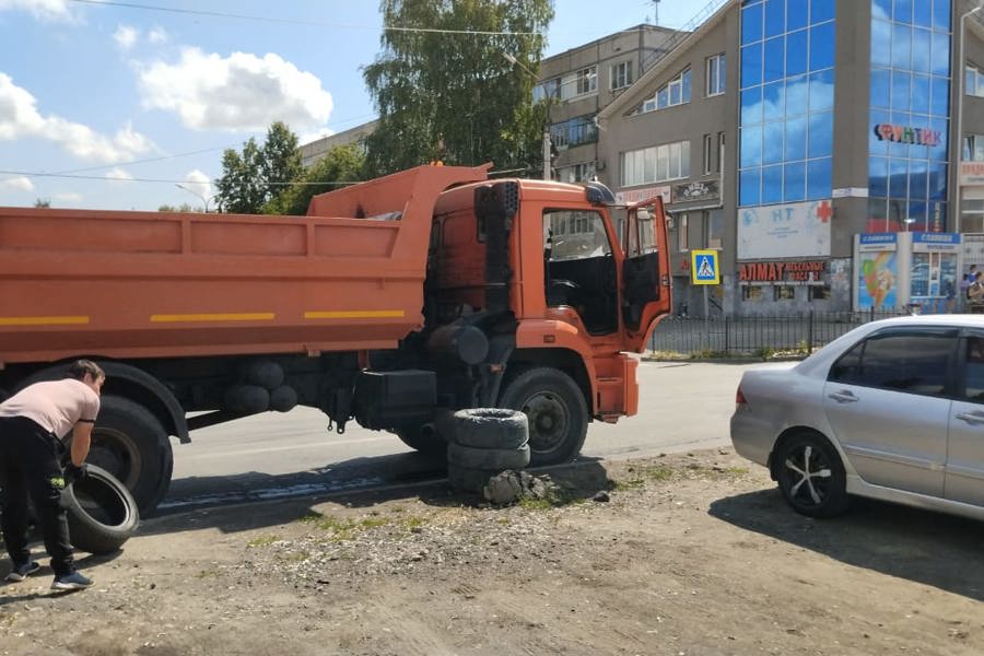 Сбор автомобильных покрышек