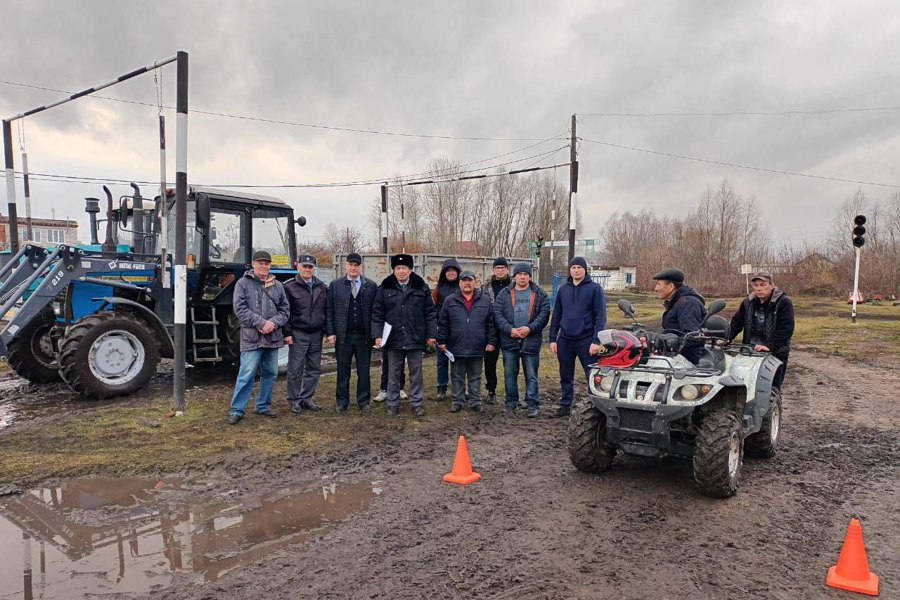 Очередные экзамены прошли в Батыревском учебном центре «Нива»