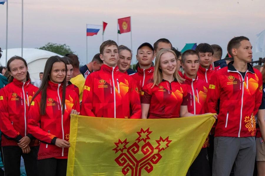 30 молодых спортсменов представят Чувашскую Республику на соревнованиях окружного спортивно-туристского лагеря «Туриада-2025»