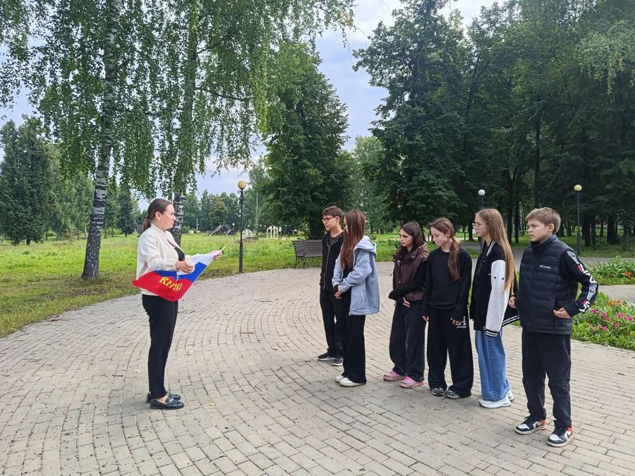 Молодёжь Урмарского округа раскрыла «Цвета Родины»