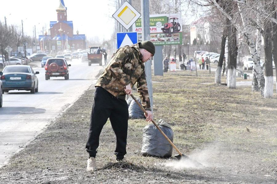 В Батыревском муниципальном округе стартовал весенний экомесячник