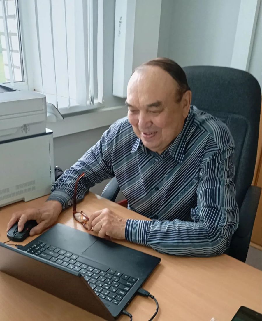 Технологии для жизни: цивиляне старшего поколения сразились в чемпионате по компьютерному многоборью