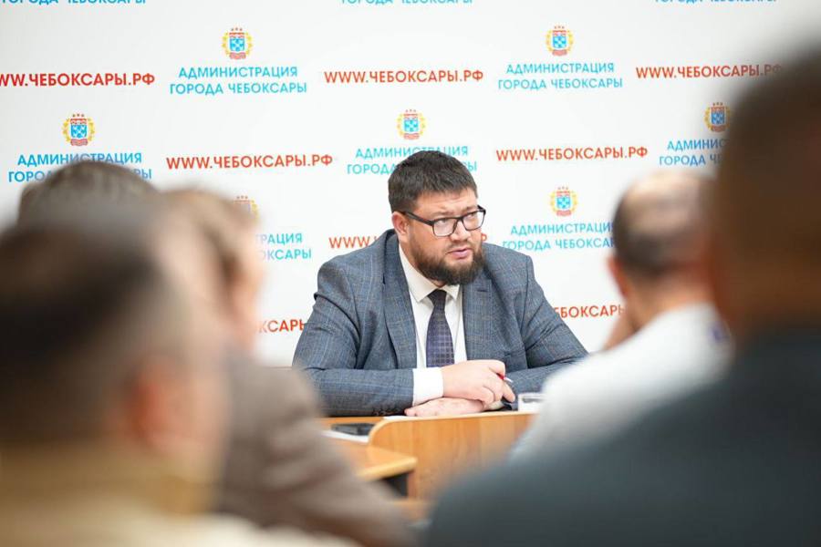 В Чебоксарах состоялось оперативное совещание. Главная тема — уборка города.