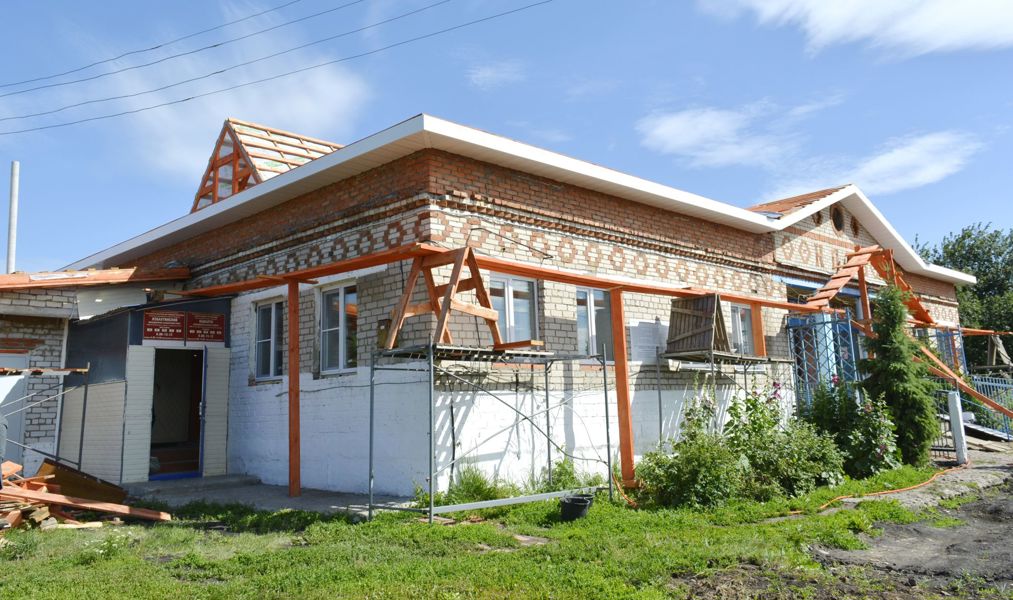 Развитие культуры: идет капитальный ремонт Байглычевского клуба и и Избахтинского СДК