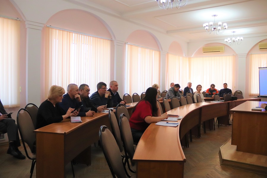 Прошло очередное еженедельное совещание с представителями управляющих компаний