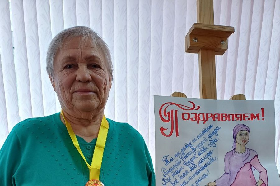 Чебоксарский серебряный волонтёр Галина Деомидова отмечает 80-летие
