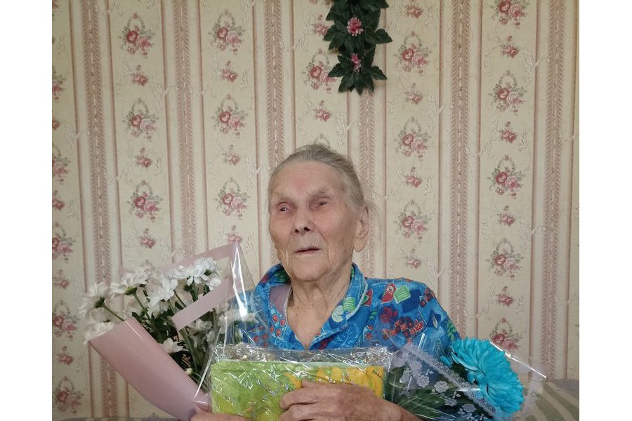 4 ноября исполнилось 95 лет жительнице города Шумерля Панюшкиной Марии Михайловне.