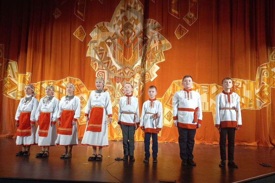 Школьные театры Красночетайского округа делают успехи в области искусства