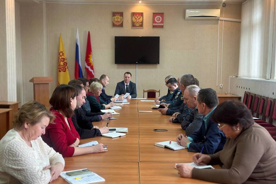 Состоялось заседание Муниципальной окружной комиссии по предупреждению и ликвидации чрезвычайных ситуаций и обеспечению пожарной безопасности в Шумерлинском муниципальном округе