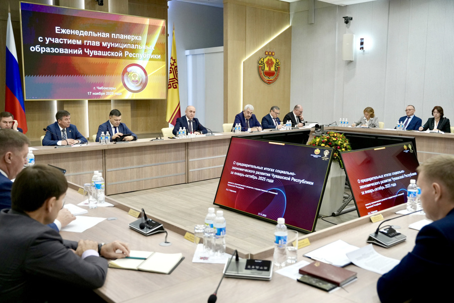 Олег Николаев: Финансовая стабильность республики — основа для развития инфраструктуры и человеческого капитала