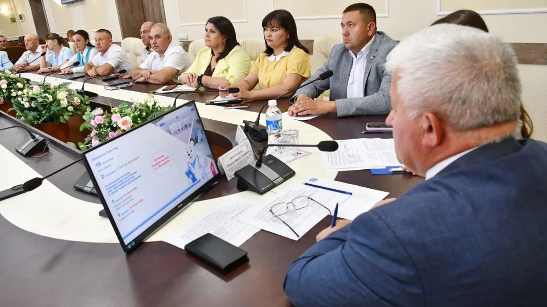 В Батыревском округе в рамках ЕИД  обсудили важные соцпроекты
