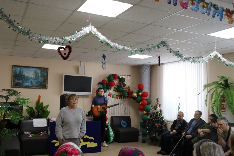 Жители дома-интерната отметили Сочельник
