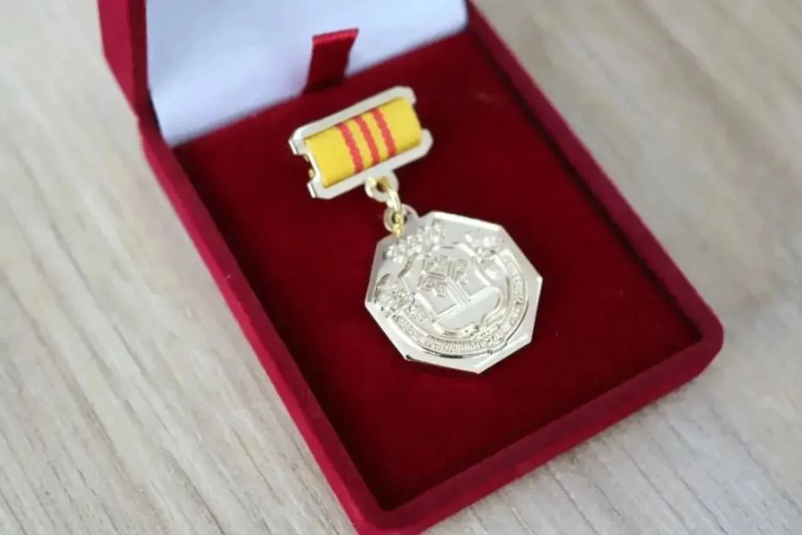Глава Чувашии Олег Николаев подписал указ о награждении государственными наградами Чувашской Республики