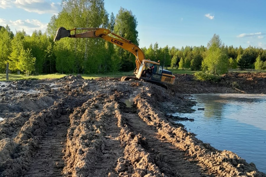 В дер. Чувашские Алгаши обустраивают противопожарный водоем