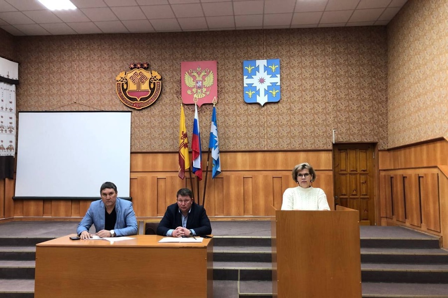 В администрации Козловского муниципального округа прошли публичные слушания по обсуждению проекта бюджета на ближайшие три года