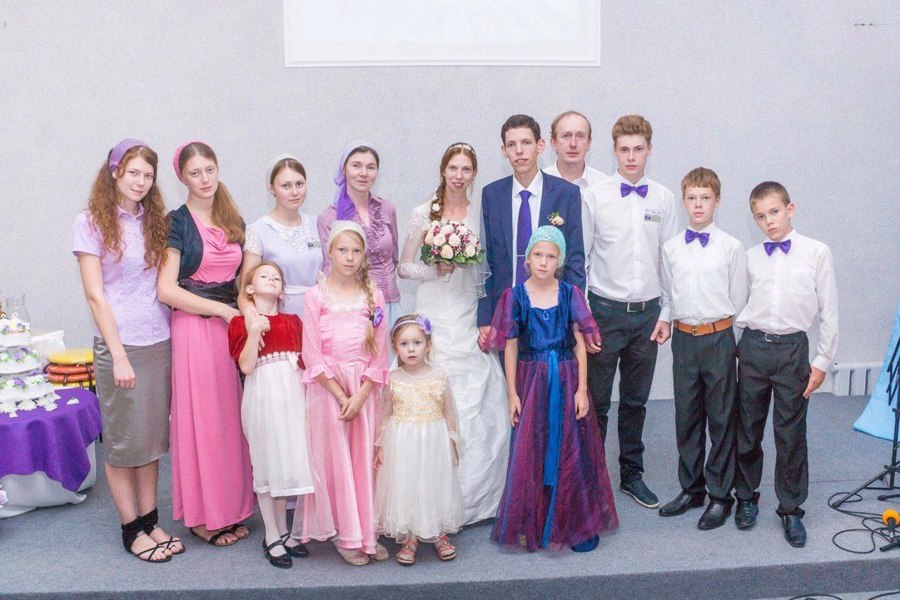Семья Тихоновых из Калининского района г. Чебоксары удостоена ордена «Родительская слава»