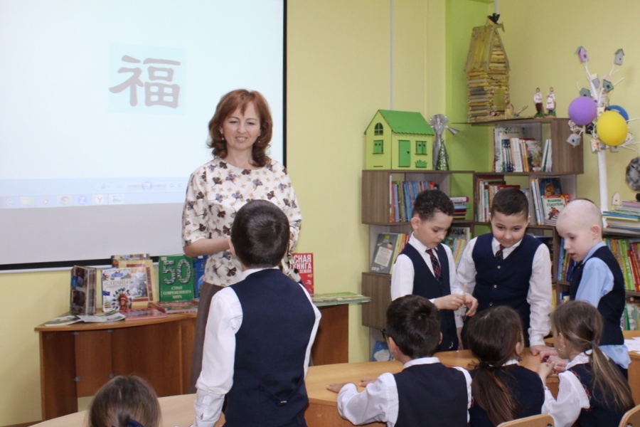 Республиканская детско-юношеская библиотека продолжает мероприятия, приуроченные совместным годам культуры России и Китая