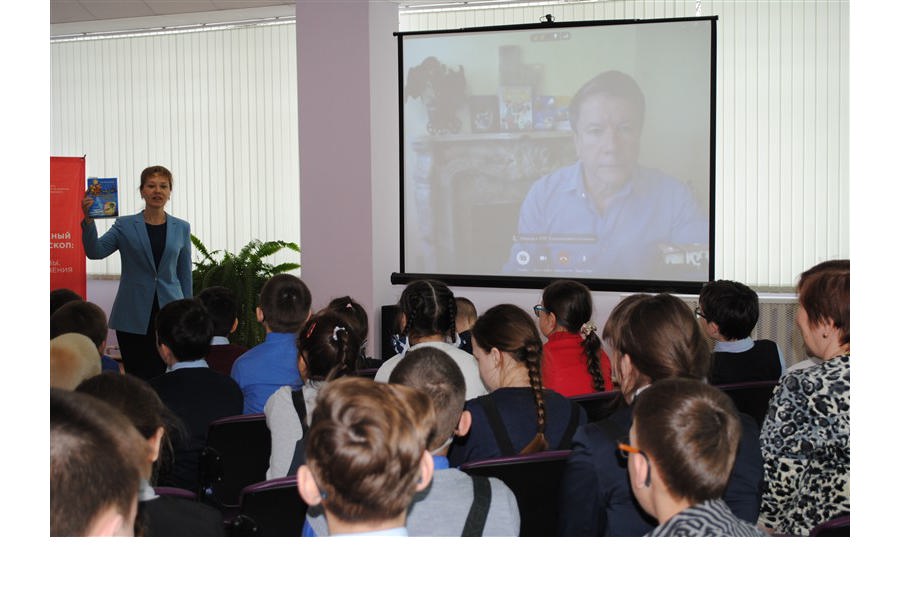 В рамках проекта  «Культура для школьников» в спецбиблиотеке были отмечены юные поклонники творчества российского писателя Олега Бессарабова