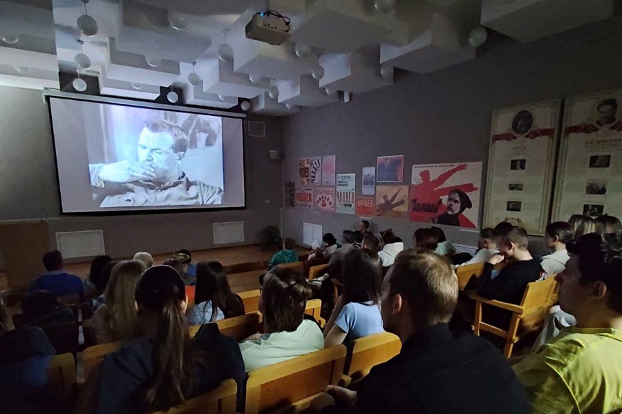 Киношедевр о Чапаеве – на широком экране в Музее В.И. Чапаева