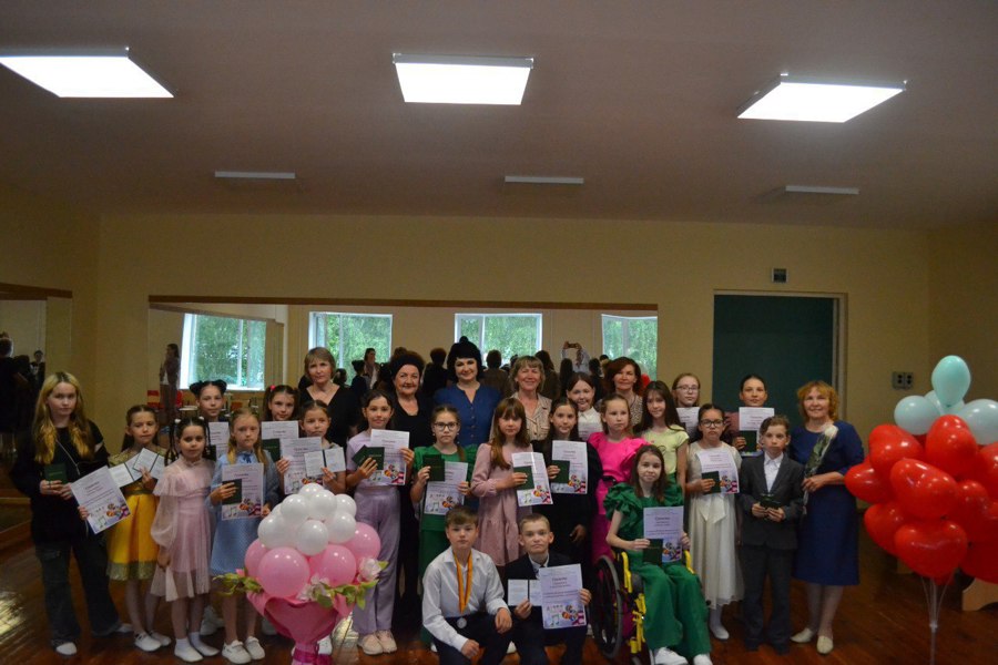 В Шемуршинской детской школе искусств прошел замечательный праздник – выпускной вечер