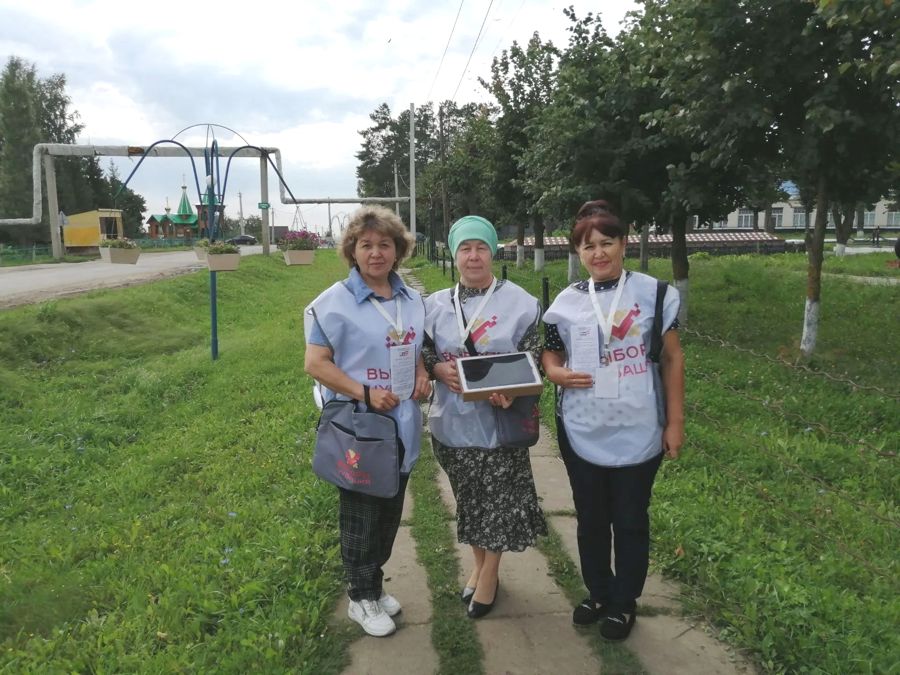 В Ибресинском муниципальном округе начался обход избирателей в рамках проекта «ИнформУИК»