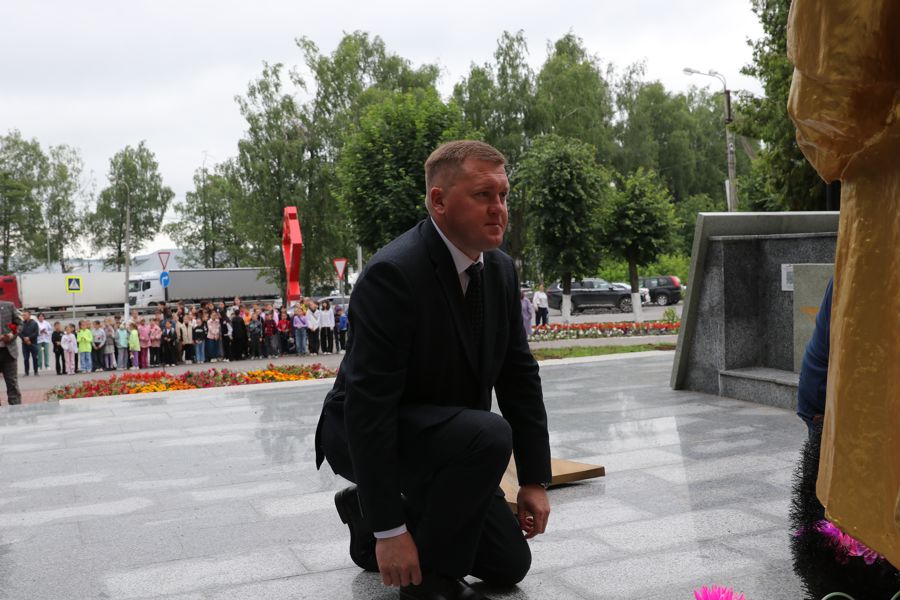 «ДВАДЦАТЬ ВТОРОГО ИЮНЯ, РОВНО В ЧЕТЫРЕ ЧАСА...»
